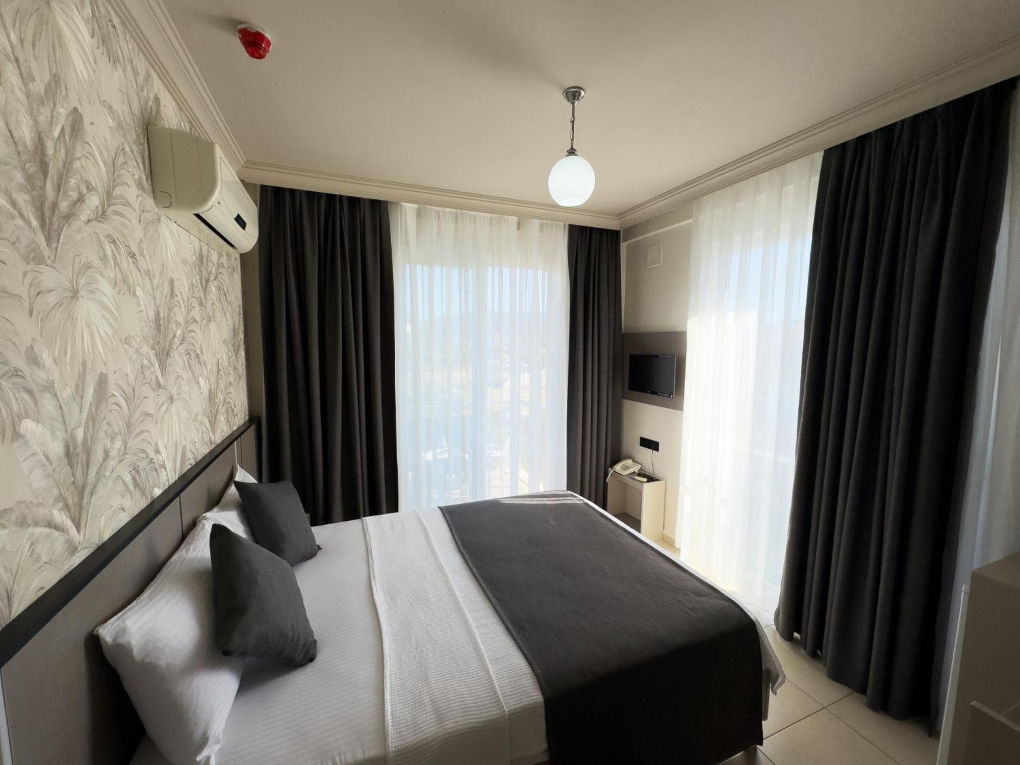 Sardunya Hotel Фетхие Экстерьер фото